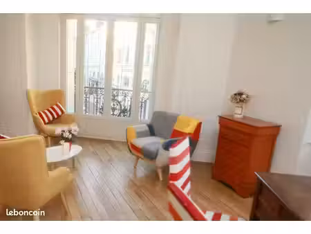 location cabinet de consultation  de travail  avec table de soins ou non