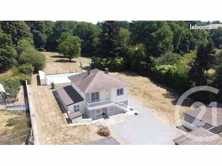 maison de village 7 pièces 132 m²