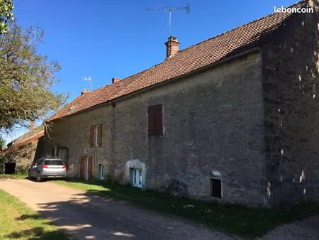 longère 8 pièces 150 m²