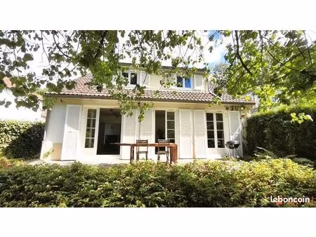 maison 7 pièces 127 m²