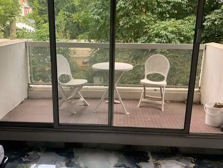 studio meublé avec terrasse 790 cc