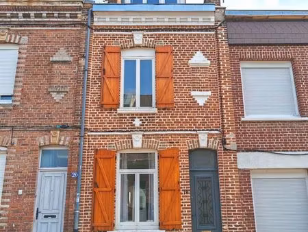 immeuble 3 pièces 60 m²