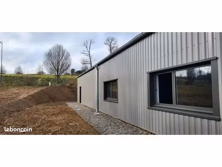 local d'activité 162 m²