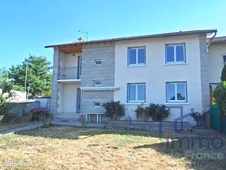 maison 6 pièces 103 m²