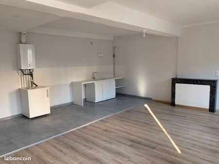 t4 centre coligny rdc