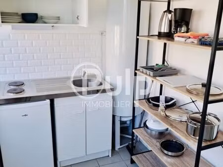 immeuble 16 pièces 257 m²