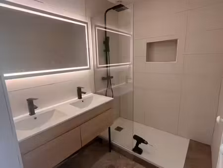 appartement t4 rdc avec jardin commun