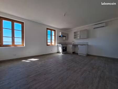 t3 entièrement rénové 65 m² – 2 chambres – parking – disponible immédiatement