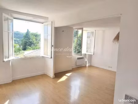 appartement 3 pièces 74 m²