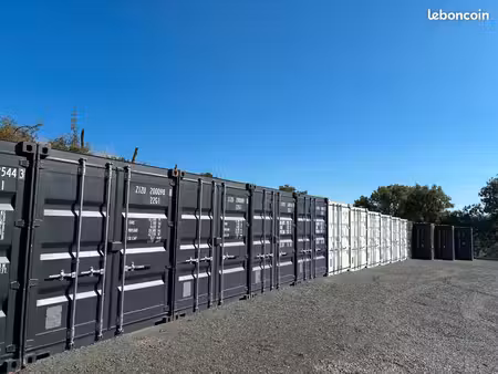 container/box/garage
