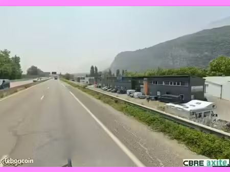 local d'activite 350 m² echirolles
