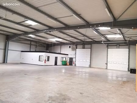 local 625 m² le mans