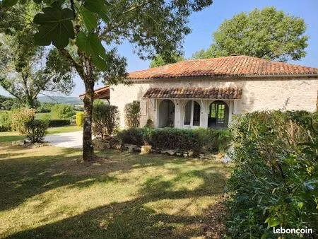 propriété maisons avec annexe  garage et écurie