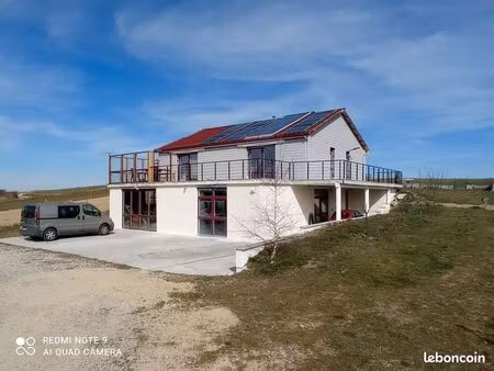 maison individuelle en pleine nature
