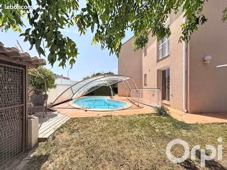 villa 5 pièces 157 m²