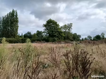 terrain 785 m² saint gatien des bois