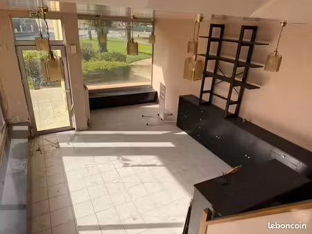 local 124 m² le mans