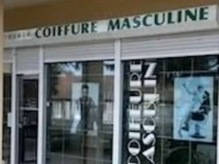 local cial ou salon coiffure barber
