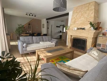 maison avec grand jardin