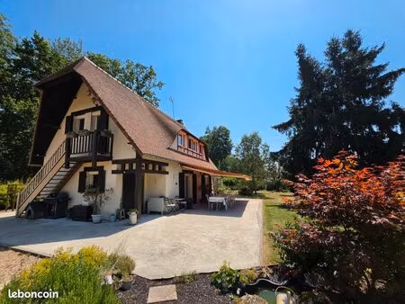 maison 5 pièces 136 m²