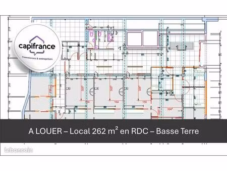 local commercial 262 m²