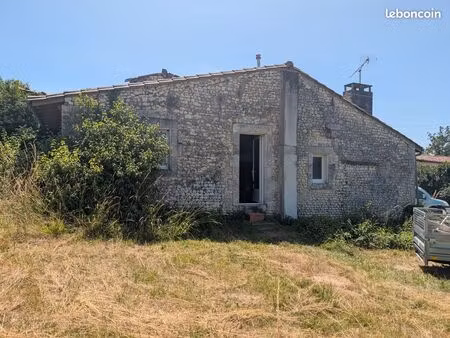 maison + chai – 1800 m² terrain constructible – vibrac