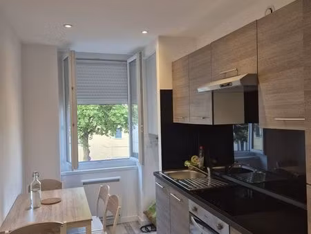 appartement 3 pièces 34m² hyper centre tarare