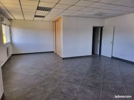 bureaux 55 m²