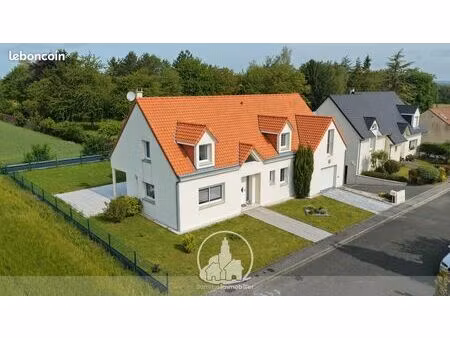 magnifique pavillon individuel situé dans les hauteurs d'ailly-sur-somme