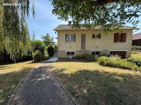 propriété 3 pièces 67 m²