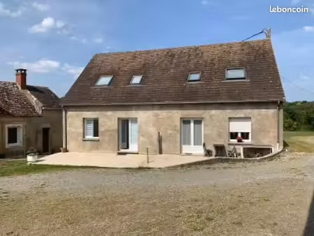 jolie petite maison t3 au calme