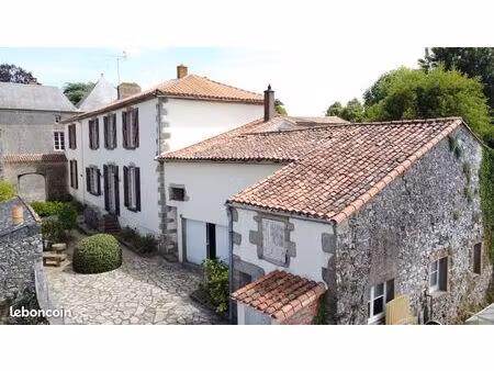 propriété 7 pièces 191 m²