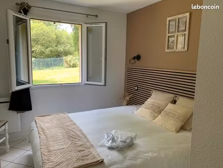 maison t2 climatisée avec jardin - idéal seniors / curiste/ investissement ou résidence pr