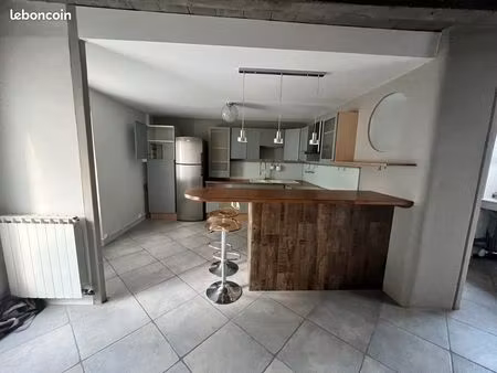 maison t5 meublée- centre ville la jarrie