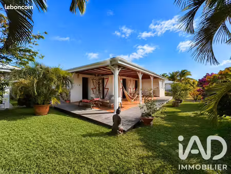 villa 5 pièces 121 m²