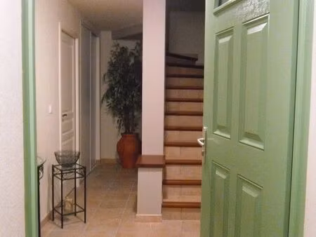 maison de village t3 rénovée avec garage – villeneuve-la-rivière