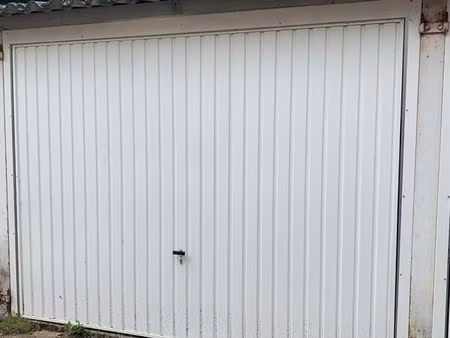 garage chasse royale
