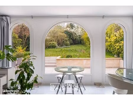 maison 5 pièces 145 m²