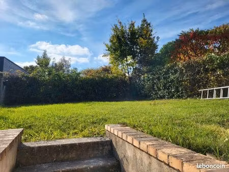 petite maison avec jardin