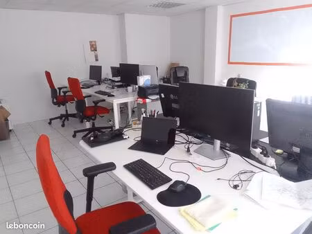 coworking au sein d'un bureau de 30m2 - manuf des tabacs