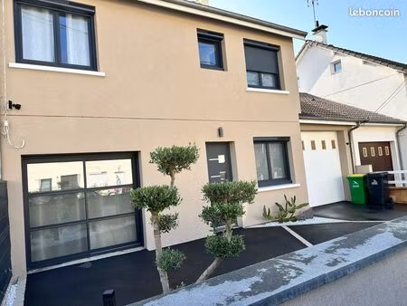 maison rénovée de 134 m² quartier huchepie