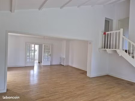 maison 3 chambres 125 m2 sur terrain 1325 m2