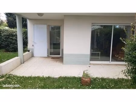 appartement type 3 dans petite co-propriete au calme