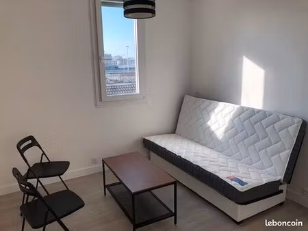 studio lumineux saint ouen