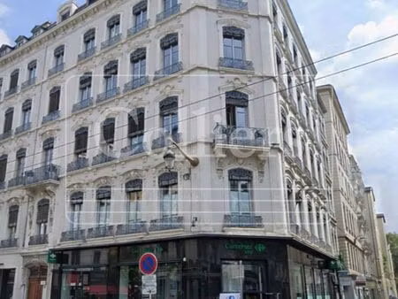 bureaux 172 m²