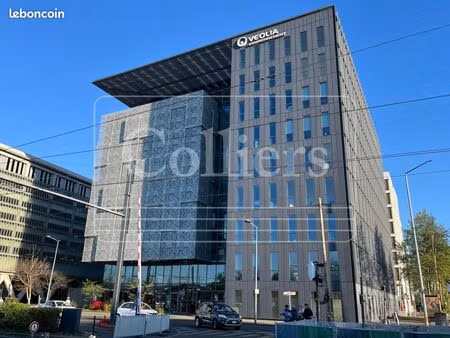 bureaux 2 181 m²