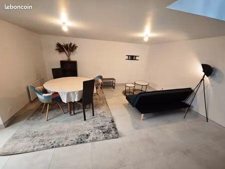 ? beau duplex meublé au cœur de saint-gonnery ?