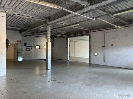 local commercial à louer