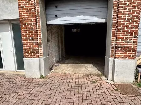 local commercial 85 m²