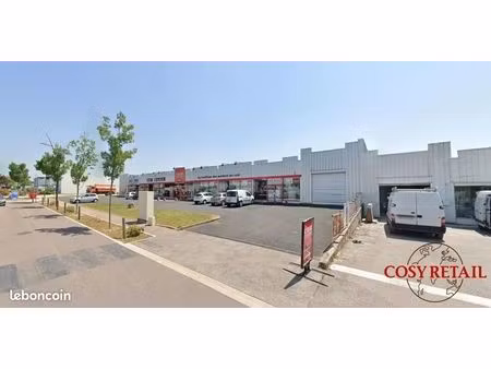 local commercial 409 m²
